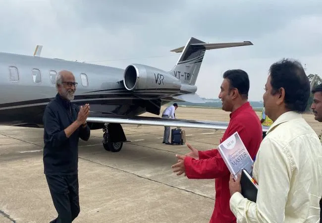 Rajinikanth rushed to Bangalore!